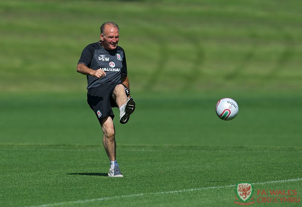 FAWales's tweet photo. The FAW is sad to report the passing of David Williams, a popular member of the backroom staff http://t.co/vJTcJNZ1T3 http://t.co/35BN2f8uSZ