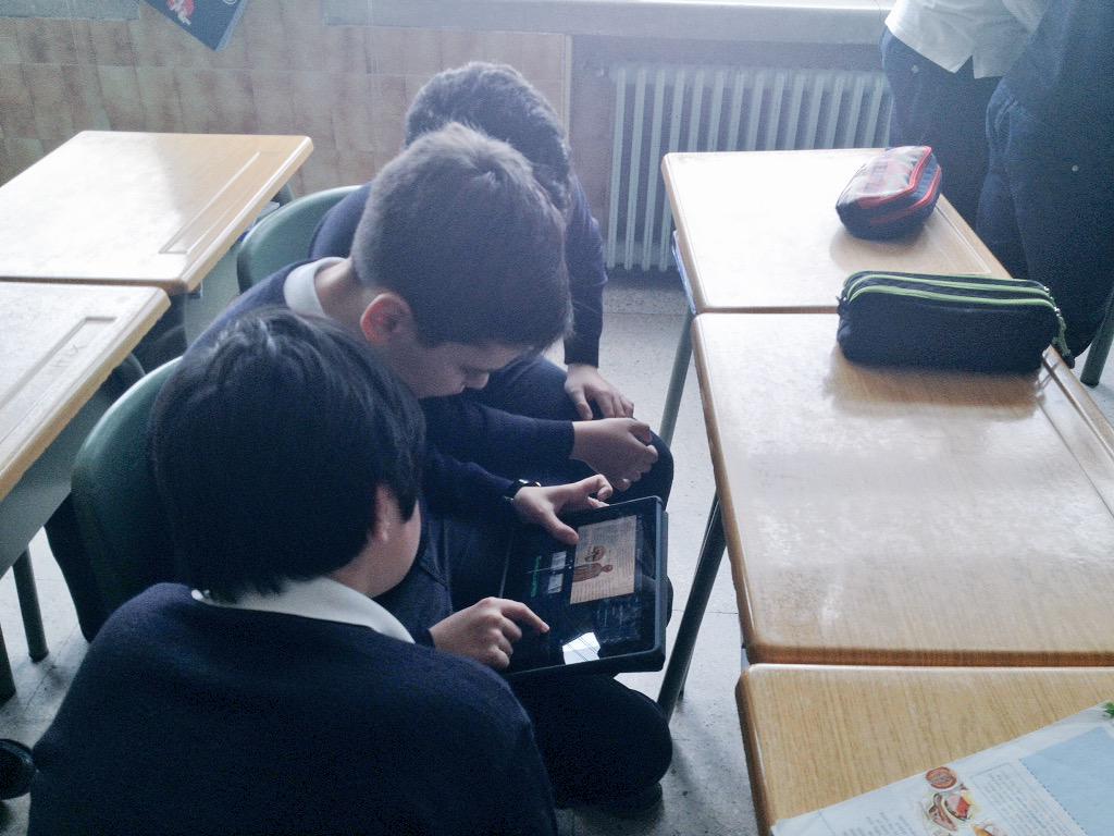 cfievalladolid's tweet image. Dispositivos móviles para lenguas extranjeras:experiencia @AveMariaVedruna …voslenguasextranjeras.blogspot.com.es/?m=0 #fltmobile #REDXXI