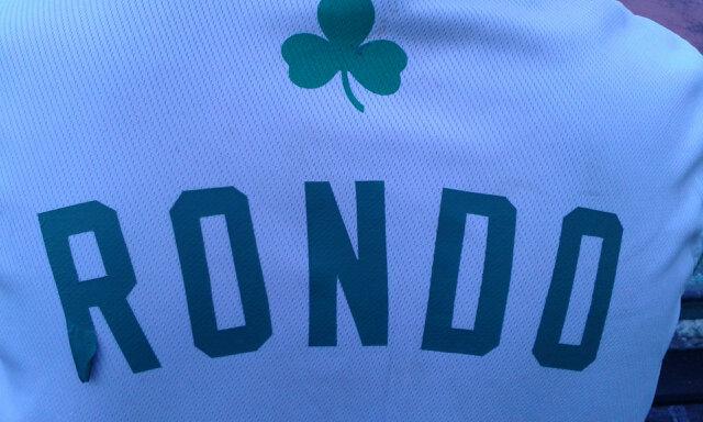 Happy Birthday Rajon Rondo my favorite player    !!! 