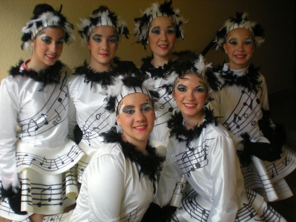 Carnavaal 🎶🎉#fantasiamusical #mahora