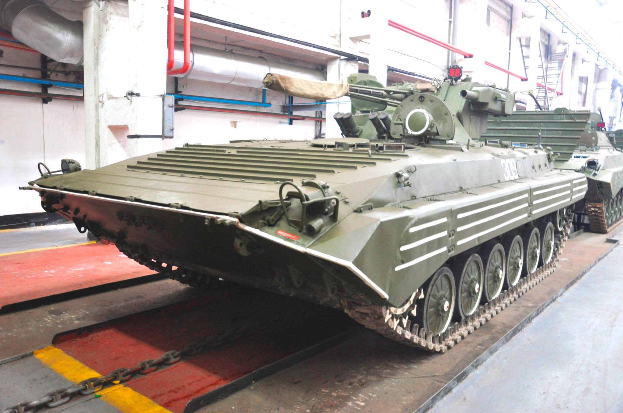 اوكرانيا ستنتج نسخه محدثه من مدرعه BMP-1  B-it2lHIMAAB7Ia