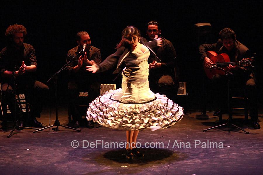 [EN] Festival de Jerez Show review Israel Galván / David Palomar / Gema Moneo&amp;Momo de Jerez 
deflamenco.com/revista/resena…