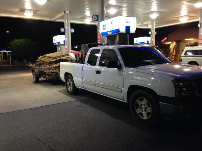 Can't wait to clean my truck up and drive it again 😏😏😏 http://t.co/0FqEUjoCrX<a href="/tag/jarvisthejeep"class="tags"><span>#jarvisthejeep</span></a>