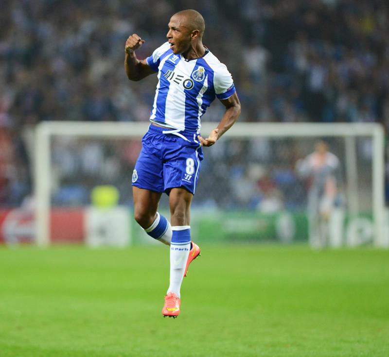 FCPorto's tweet photo. 87m, GOLOOOOO! GOAAAAAL! GOOOOOOL! YACINE BRAHIMI! @boavistaoficial-FC Porto, 0-2 #FCPorto http://t.co/R00PRh4TYR