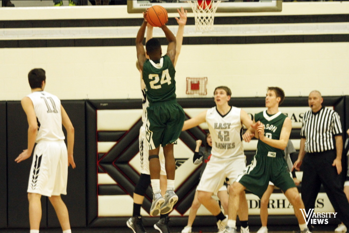 VictoryViewsOH's tweet photo. What an exciting game between @MasonComets &amp; @EAST_HAWKS this weekend! View the OT action here http://t.co/sUJWldiRDt http://t.co/KOcq36r3ik