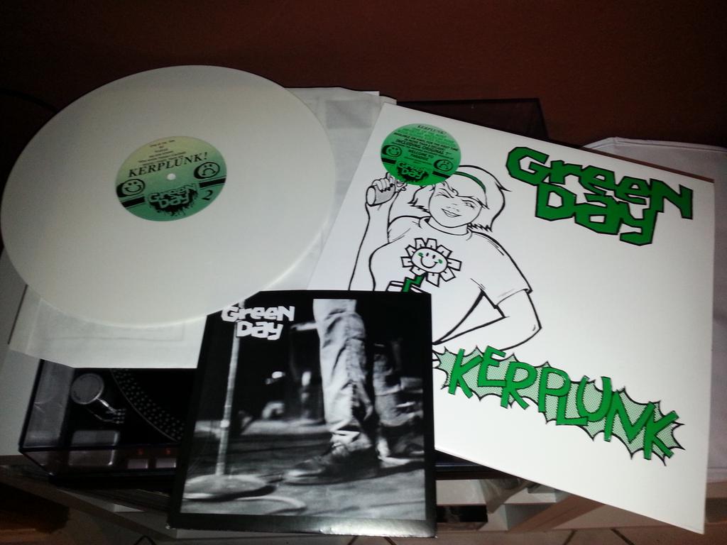 GreenDayGermany's tweet photo. http://t.co/QzdaFttkf4