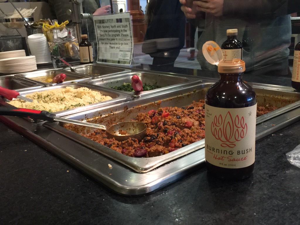 GetExhausted's tweet photo. Beef Chili at Noshery South featuring @BurningBush hot sauce @BergDining #KoshChili #BoldFlavor #KosherDining http://t.co/QXbHhSoXLS