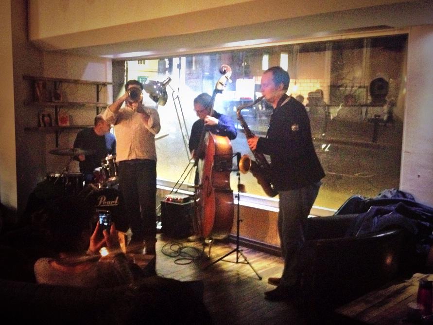 Embedded image permalink