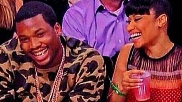 LMAOorDie's tweet photo. When You Finally Happy 👫😏💯 http://t.co/aiaThnzVRM
