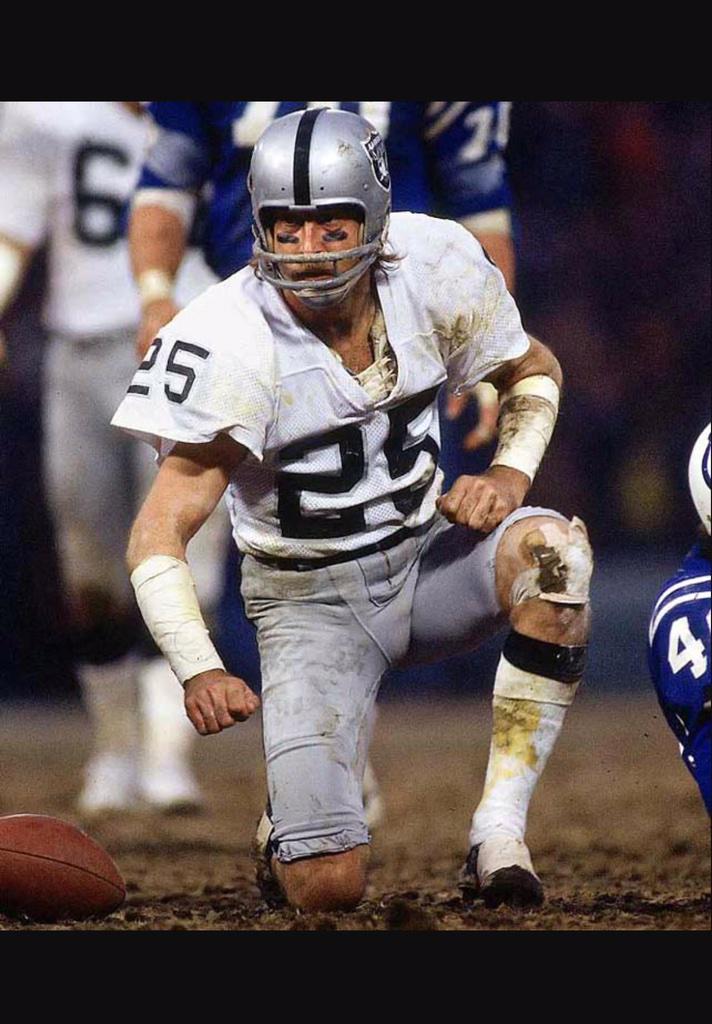 Happy Birthday to HOFer Fred Biletnikoff!!! 