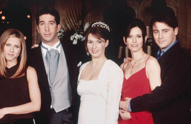 AOL's tweet photo. Famous 'Friends' cliffhanger was originally a mistake: http://t.co/iaxEmUSQRR http://t.co/jpYd7AgQCs