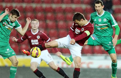 Sparta zlomila Příbram. Kadlec oslavil návrat do české ligy dvěma góly, trefil se i Lafata. ldvk.cz/csD