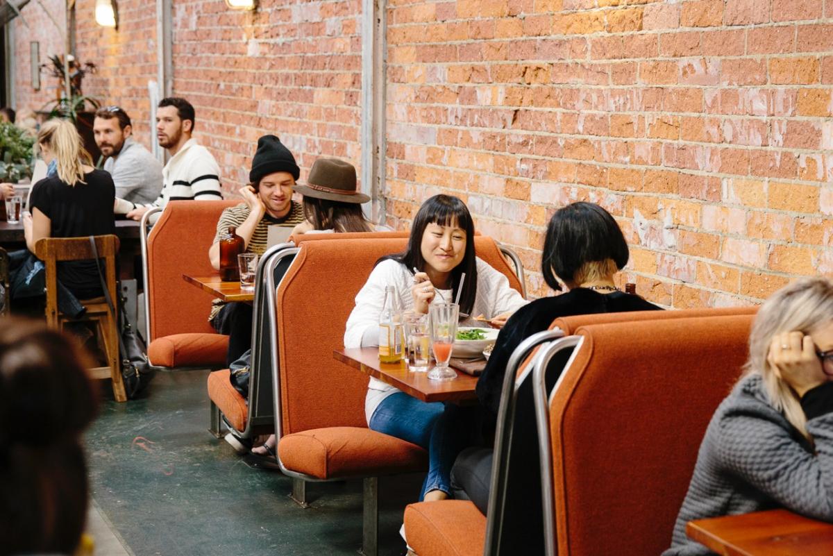 UpCycleStudios's tweet image. Upcyling railway cars into restaurant seating by @Payne_Designs -- brilliant and comfortable! bloglovin.com/blogs/recycled…