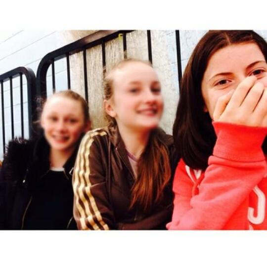 Watching thunder with these ⚡⚡💓💓 <a href="/thundernetball/">AO Manchester Thunder Netball</a>