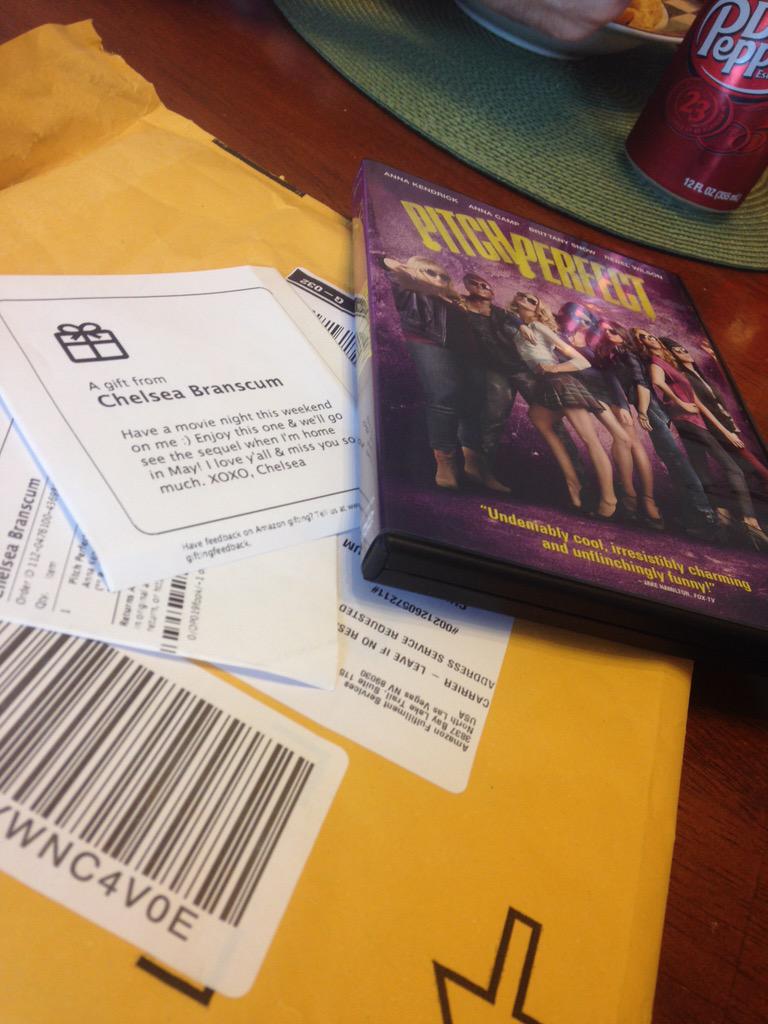 MrsChelseaMcKee's tweet image. My @40acts day 4 surprise is in full effect now!! Yay! #dolentgenerously