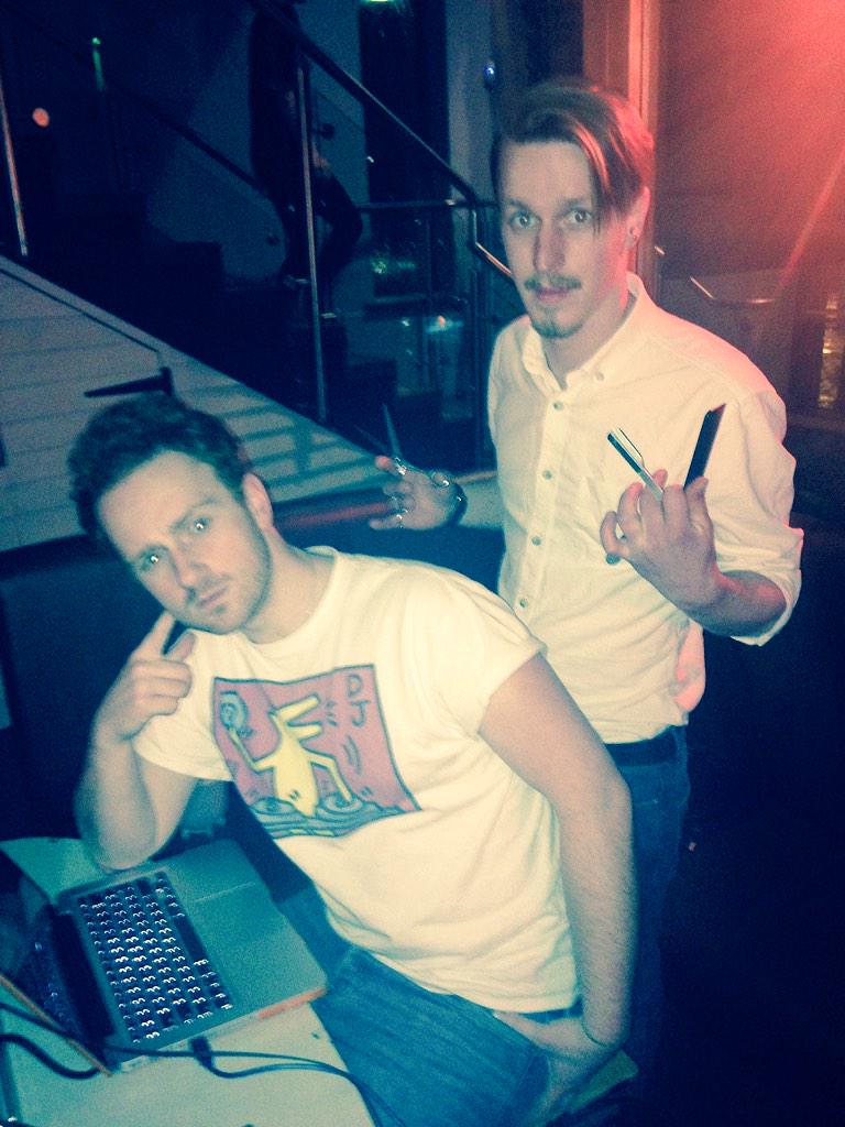 30 minutes till the quiz!, Don't be late, @fuzzyjumble won't be happy..As he is definitely getting his haircut..