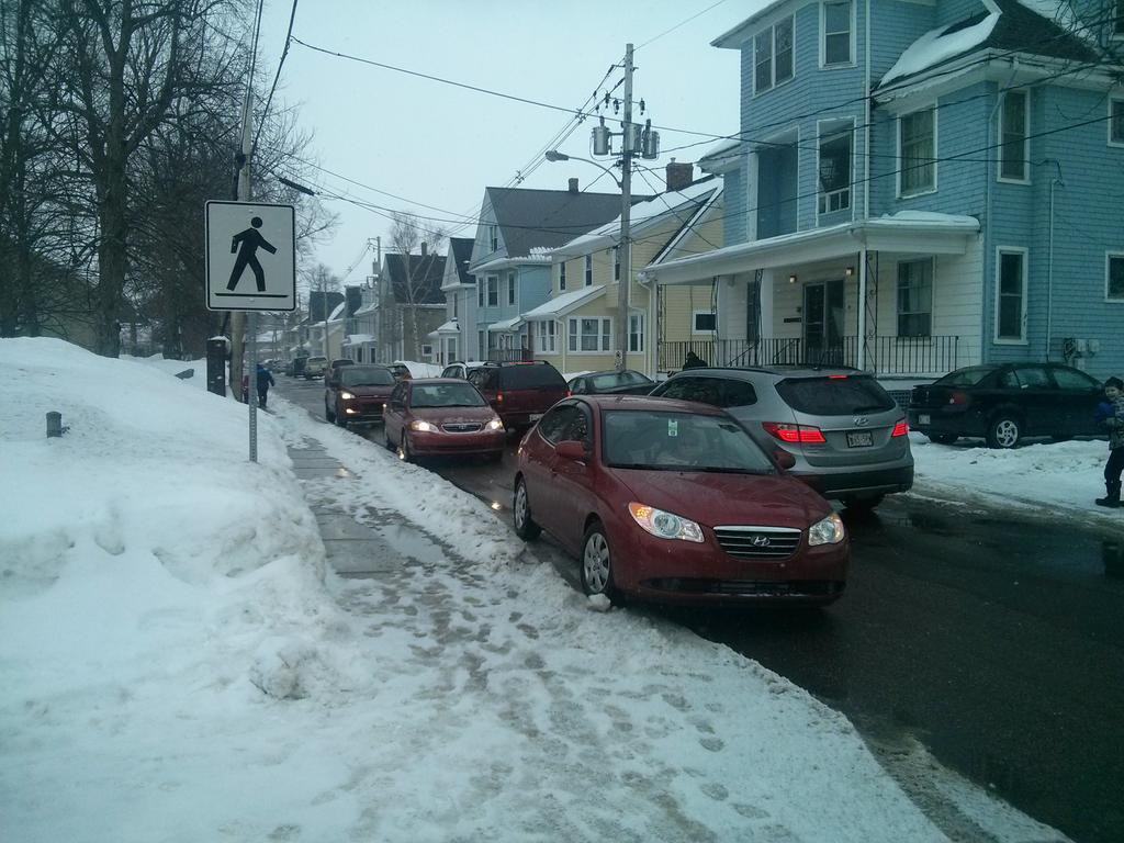 darmiccah's tweet image. How is this safe? #youhavetobekiddingme @ChtownPolice @ChtownPE