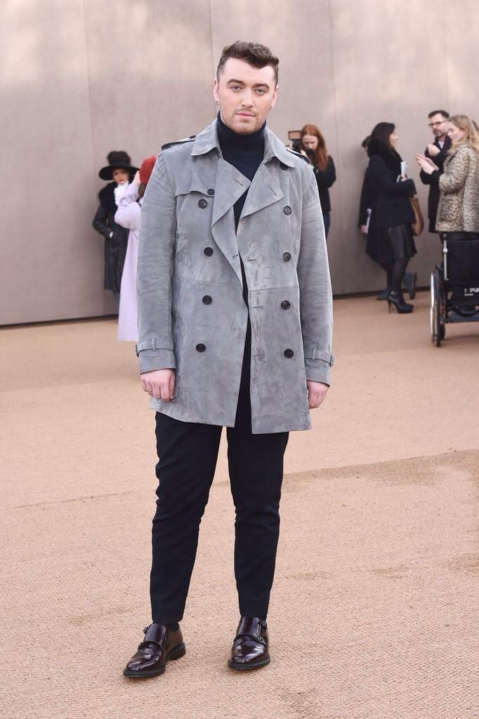 SamSmithRUS's tweet image. Sam attends the Burberry Prosum show during London Fashion Week Fall/Winter 2015/16. (@samsmithworld)
