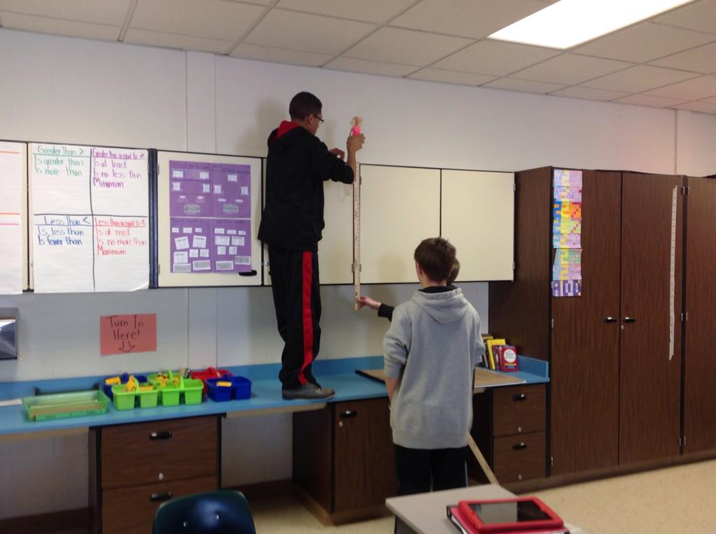EFHSroom118's tweet image. Barbie had a pretty exciting day today! #barbiebungee #efms