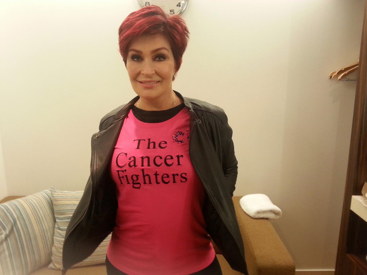 TCFLasses's tweet photo. @GrumpyLGoodman RT #gotmyCFT, have you got yours? Upload your PINK selfie &amp; support @TCFGirls http://t.co/OMeJknQTLW http://t.co/6hliAqqMbn