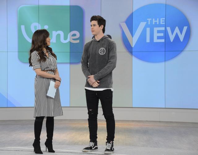 Well played, @NashGrier! 😉 Watch what you didn't see today on <a href="/TheView/">The View</a>: bit.ly/1BHMCpe