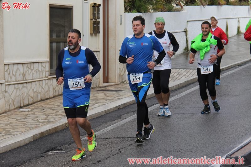 PPontinia's tweet photo. Prima #gara stagionale andata....#sperlonga offre sempre un bellissimo paesaggio #run #runner http://t.co/KBWJs5dxeu