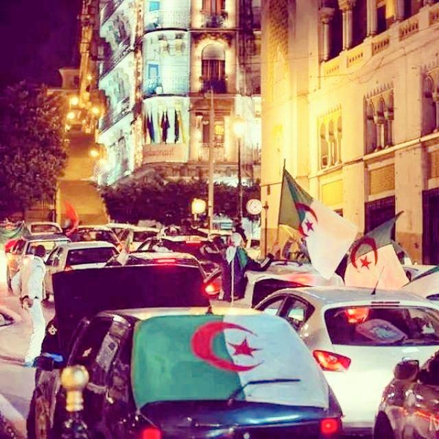 Mossbene's tweet image. Tahya bladi 1.2.3#vive#Algerie#Algérie