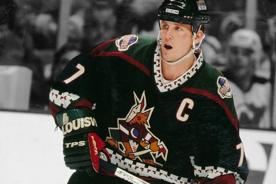 phoenix coyotes original jersey