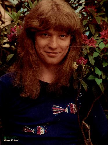 23 de febrero de 1948, Happy Birthday Steve Priest. 
(Sweet) 