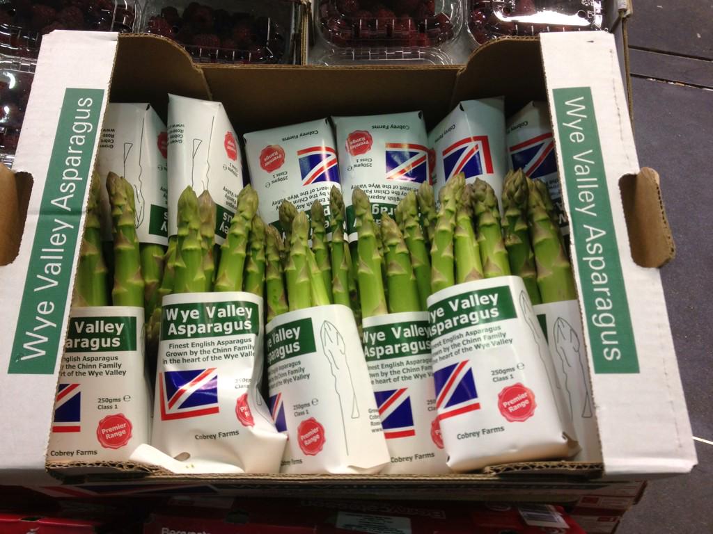 1st English grass of the season, just one box for now more to follow the Chinn family have done it again. <a href="/Gilgrove/">2Geez</a>