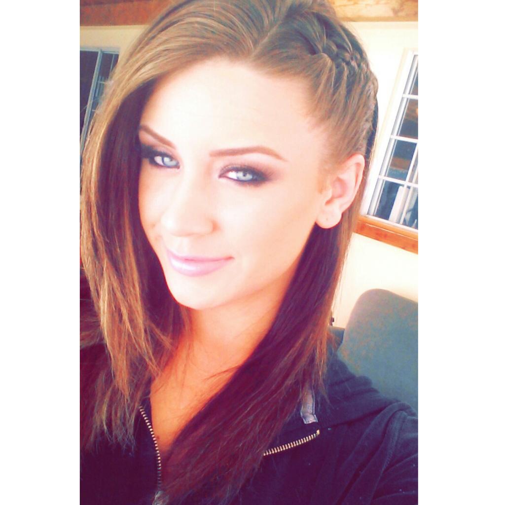 Got my face fucked so good today! Def gonna be a hot scene ;) @eye_fun @bryangozzling http://t.co/5amo9k86F7