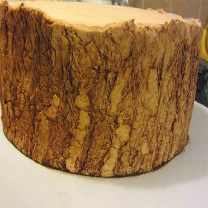 CakesDecorate's tweet image. Making realistic Tree bark Cake buff.ly/18fR82a