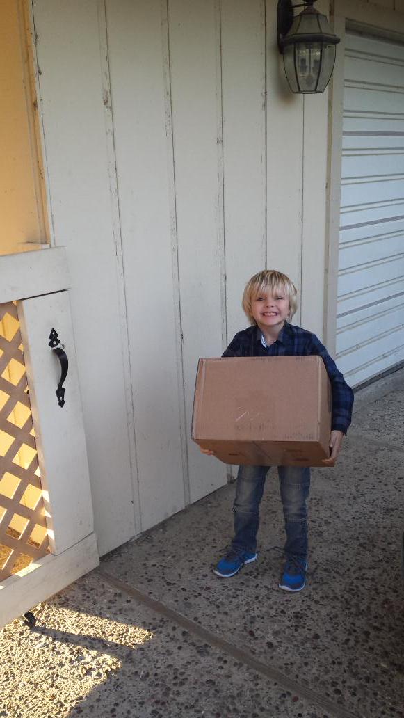 Nate4TN's tweet image. I&apos;m guessing this is a 2015 care package from @RudyProjectNA #technicallycool #sofakingaero