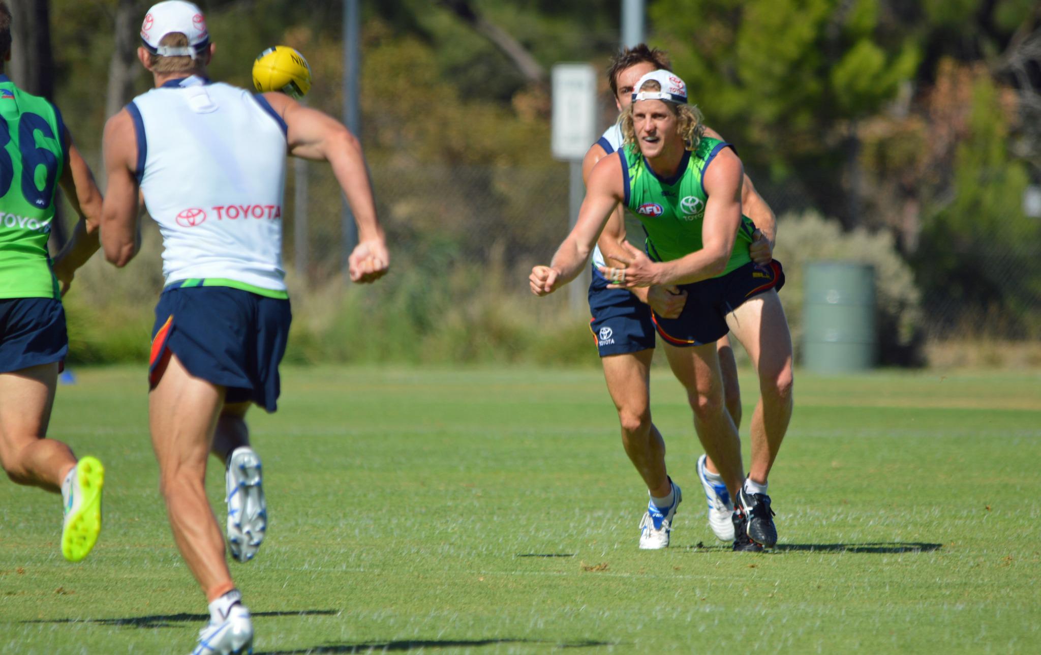 Happy 34th Birthday to Lleyton Hewitt! wore his hat backwards today to celebrate 