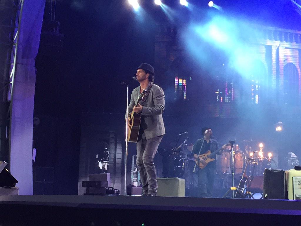 Lo maximo <a href="/Ricardo_Arjona/">Ricardo Arjona ®</a> pone a vibrar a la Quinta Vergara!!