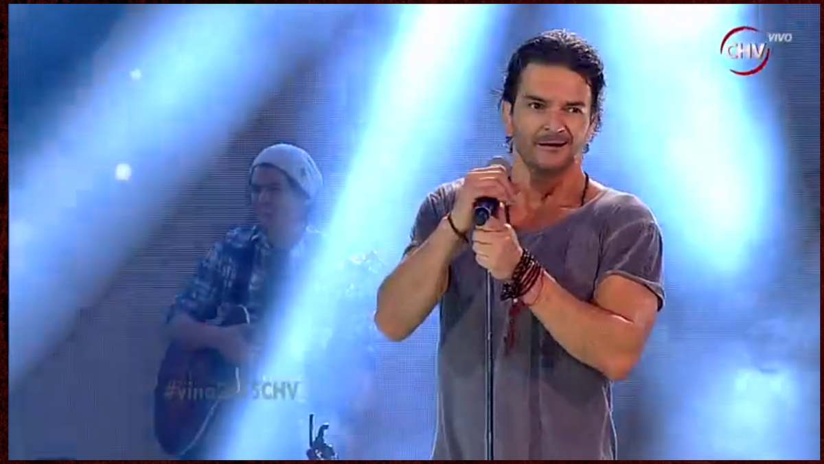 Grande <a href="/Ricardo_Arjona/">Ricardo Arjona ®</a> en #ElFestivalViñaDelMar2015