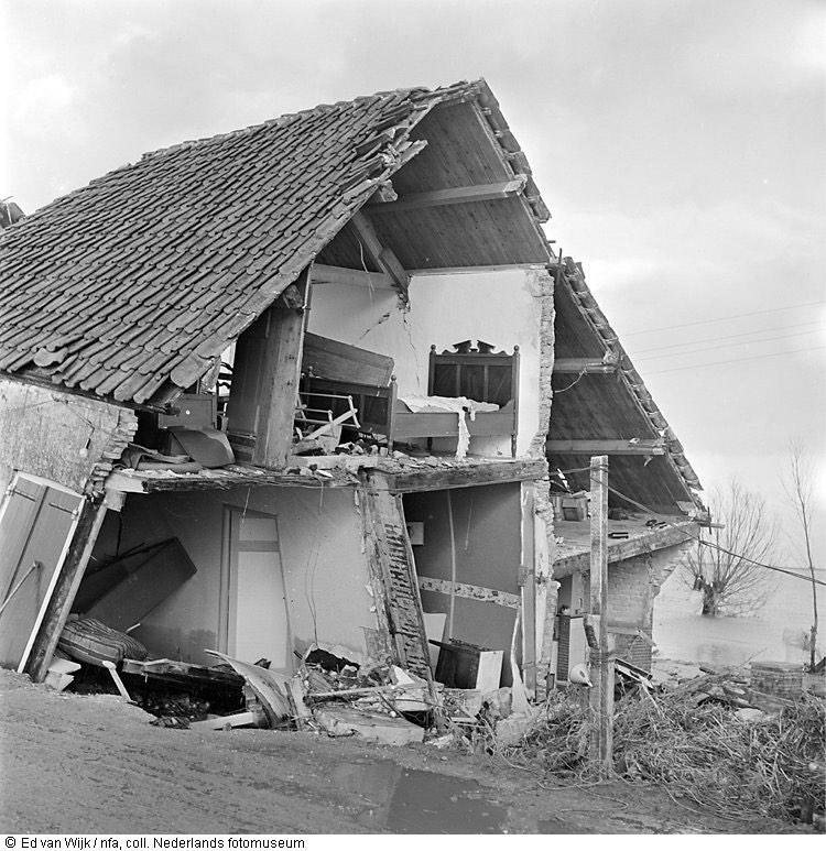 Woont U #LINKS of #RECHTS maak dan #kosteloos #WOZ bezwaar op WOZme.nl/bezwaarmaken #aardbevingsgebied #Groningen