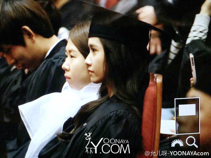 [PIC][24-02-2015]YoonA tham dự Lễ Tốt Nghiệp của Trường Đại học Dongguk và Hội thảo về Lễ Tốt Nghiệp vào sáng nay B-lE9P4VIAEExic