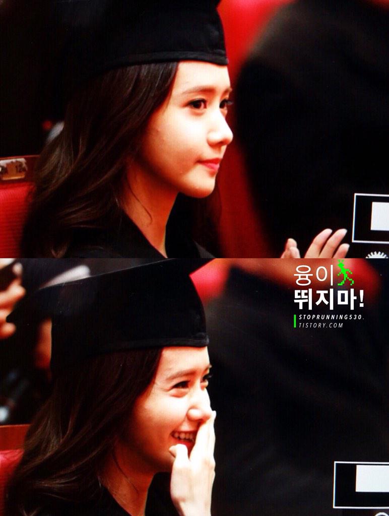 [PIC][24-02-2015]YoonA tham dự Lễ Tốt Nghiệp của Trường Đại học Dongguk và Hội thảo về Lễ Tốt Nghiệp vào sáng nay B-lLik0VIAE476y