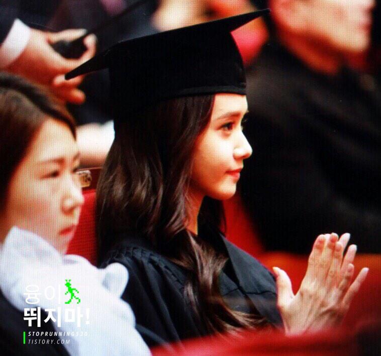 [PIC][24-02-2015]YoonA tham dự Lễ Tốt Nghiệp của Trường Đại học Dongguk và Hội thảo về Lễ Tốt Nghiệp vào sáng nay B-lLikCUMAE9HqX