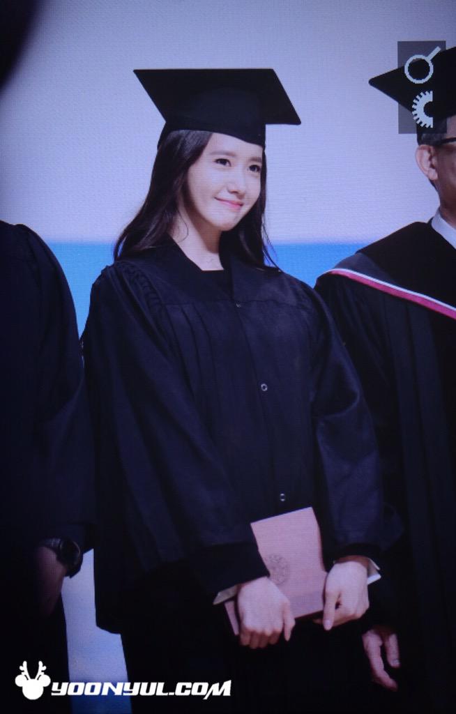 [PIC][24-02-2015]YoonA tham dự Lễ Tốt Nghiệp của Trường Đại học Dongguk và Hội thảo về Lễ Tốt Nghiệp vào sáng nay B-lNYAMUMAIiQMQ