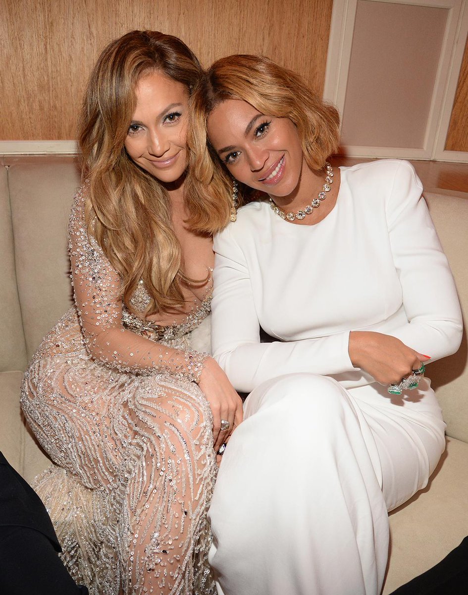 Vanity Fair Flawless Jlo And Beyonce At The Vanity Fair Oscar Party See More Photos Here Http T Co 8nuuz2hzio Http T Co K1jqrh43jl