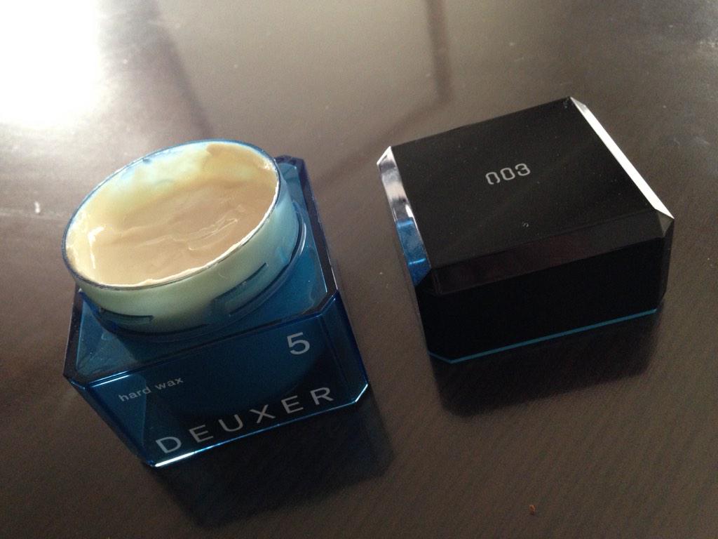 ノルさん デューサー ハードワックス 5 ワックスはクリームタイプでとても伸びがいい ですしセット力は強いですが 少しベタつきがあります 匂いはすごくさっぱりしたいい匂いだと思います ベリーショートからミディアムくらい方にオススメの ワックスです