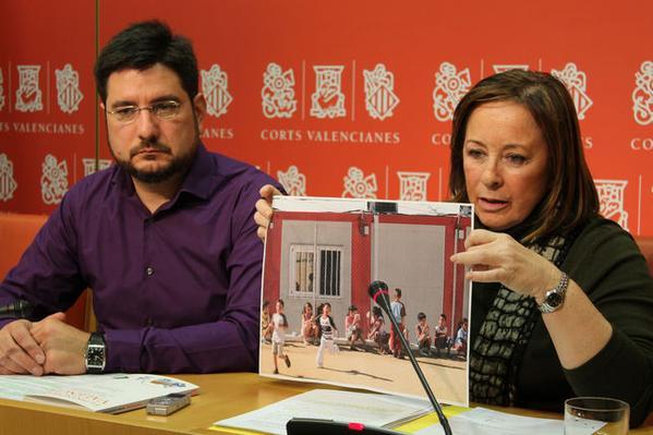 diarilaveucat's tweet image. EUPV denuncia que Educació s’ha gastat quasi 54 milions en barracons en 7 anys ift.tt/1BKy9c6