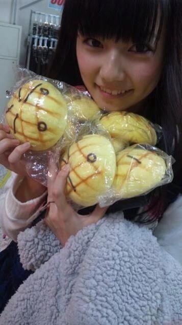 paruruch's tweet photo. メロンパンメロンパンメロンパン
#可愛いと思ったらRT http://t.co/pTBCcIx5S4