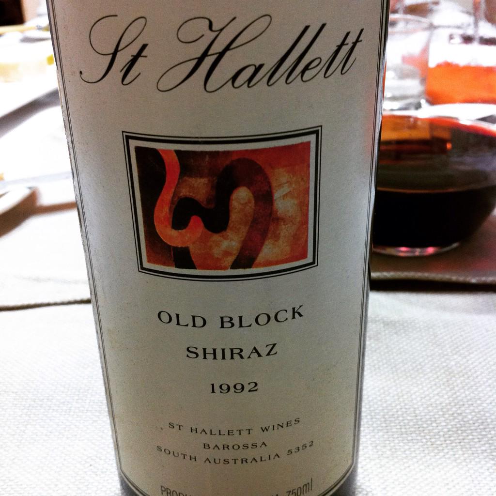 '92 <a href="/StHallettWines/">StHallettWines</a> Old Block looking the goods. <a href="/barreden/">bob Mclean</a> &amp; Stu Blackwell crushed it with this one! Looking great!