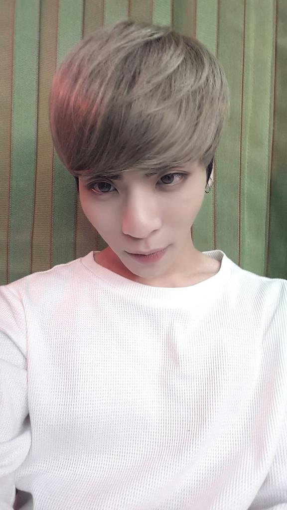 realjonghyun90 tweet picture