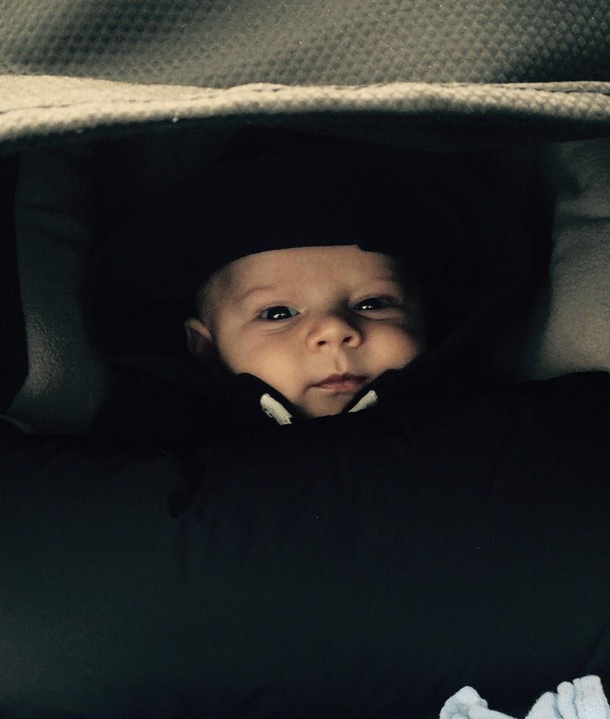 CiaraMcmillan's tweet photo. This little man is just perfect xx #bonnyboy #perfect #son #mummyslove http://t.co/ceAVUxwyIW