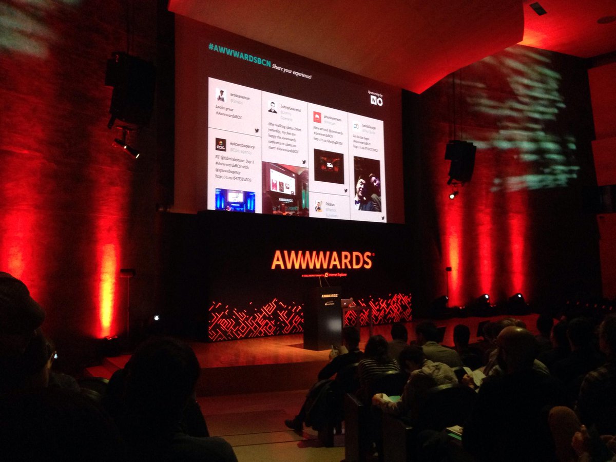 voltaweb's tweet photo. Managed to wake up in time for the start of #AwwwardsBCN http://t.co/idxv8qxPUI