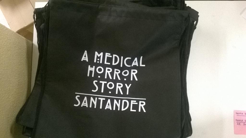 ViajeMedUC's tweet photo. Día del PINCHO Consigue tu mochila por 2€ + entrada para la fiesta o por 3€ sin ella... También STOCK de calendarios http://t.co/1tnURfUcoq